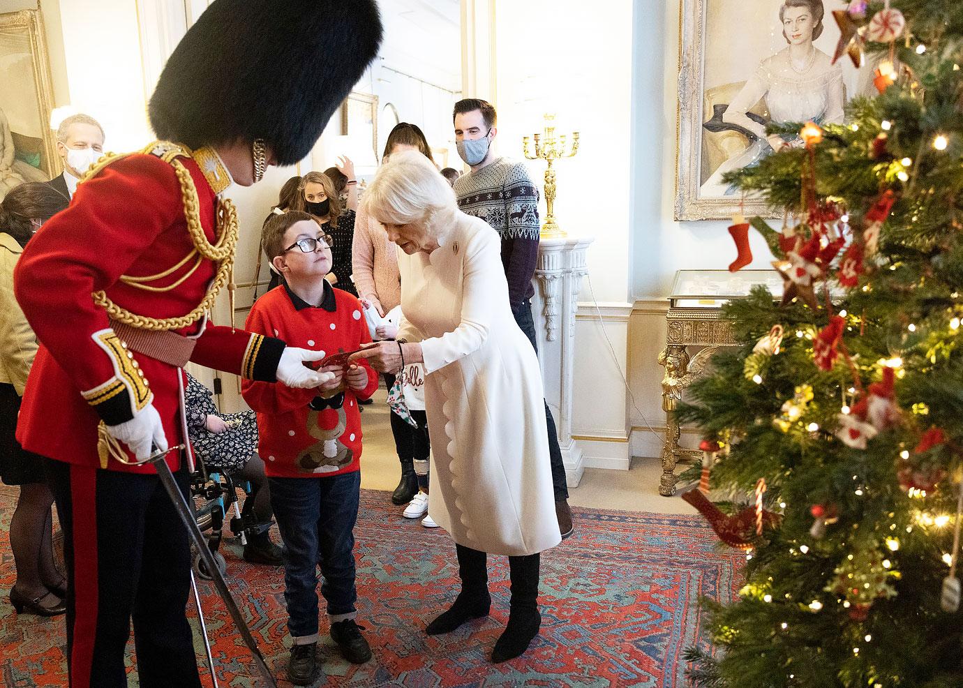 duchess camilla decorates tree at clarence house with children