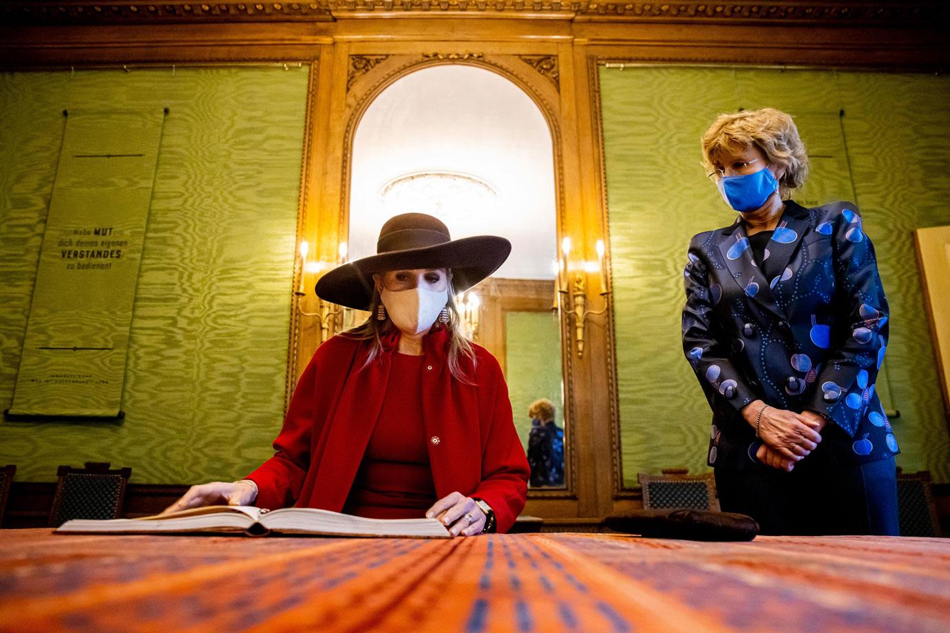 queen maxima at the opening of the pieter teylers huis