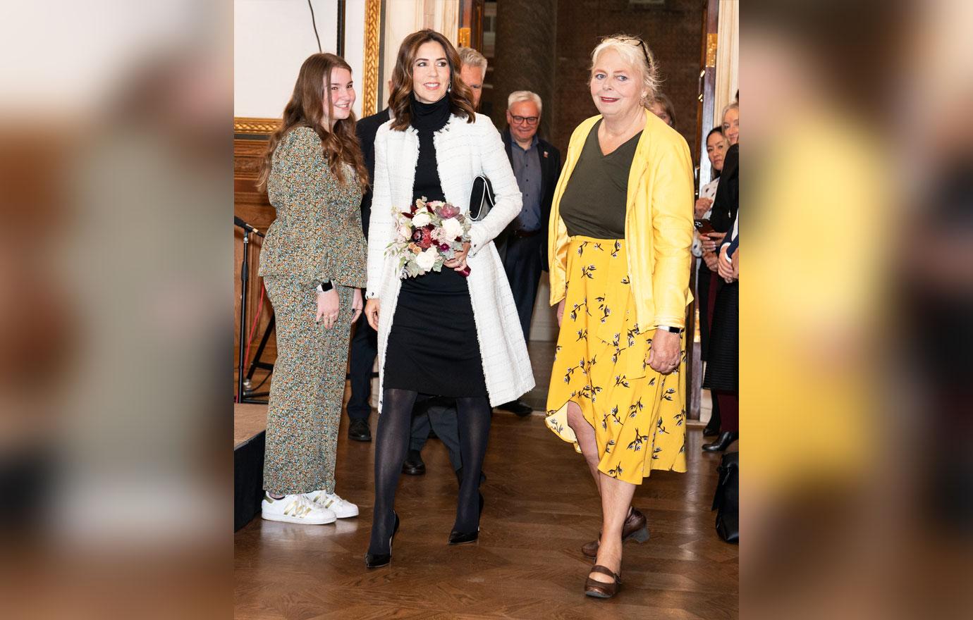 crown princess mary presentation of christmas seal