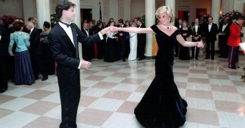 princess-diana-5-1730310425502 ダイアナ妃の 1980 年代の最も象徴的なファッションの瞬間:写真