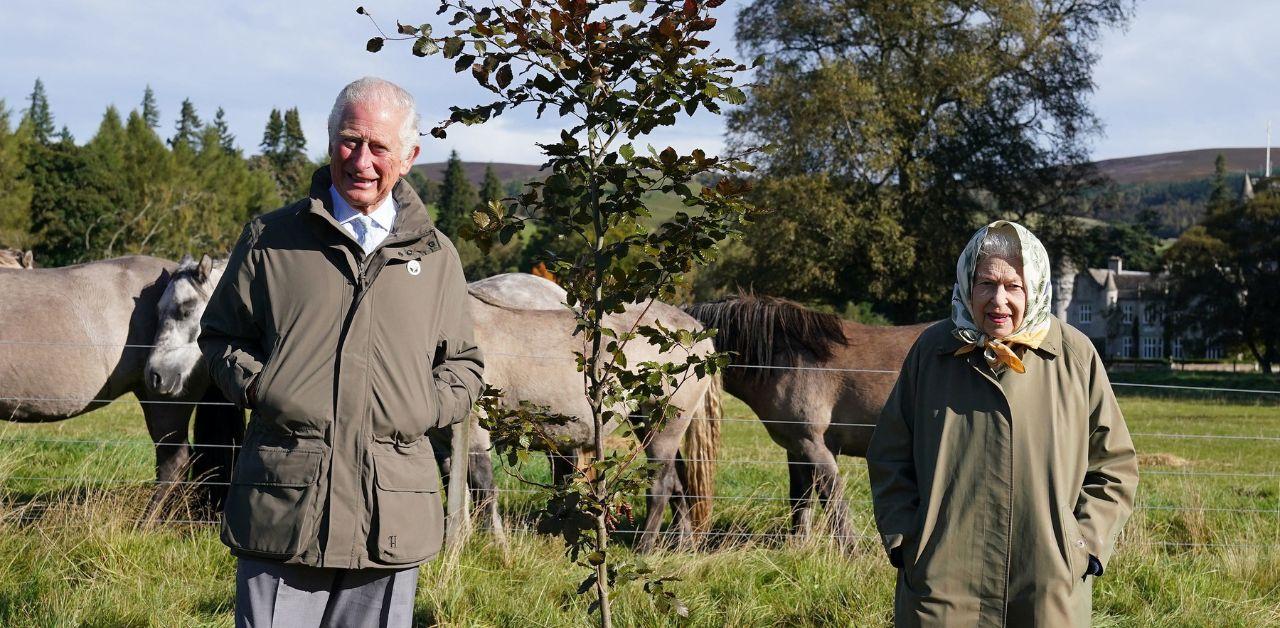 queen elizabeth reluctant give king charles throne