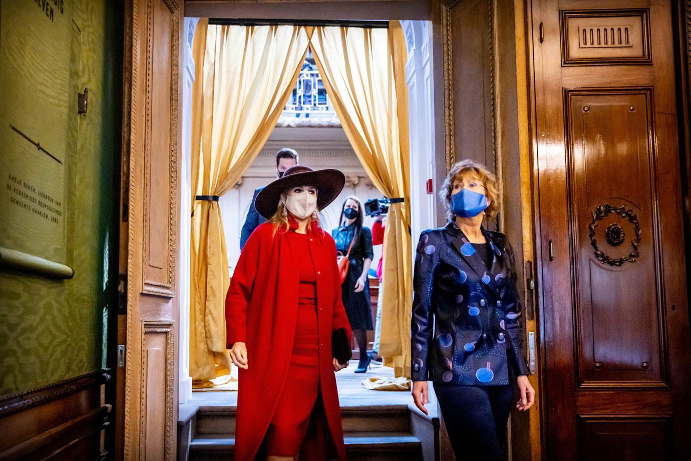 queen maxima at the opening of the pieter teylers huis