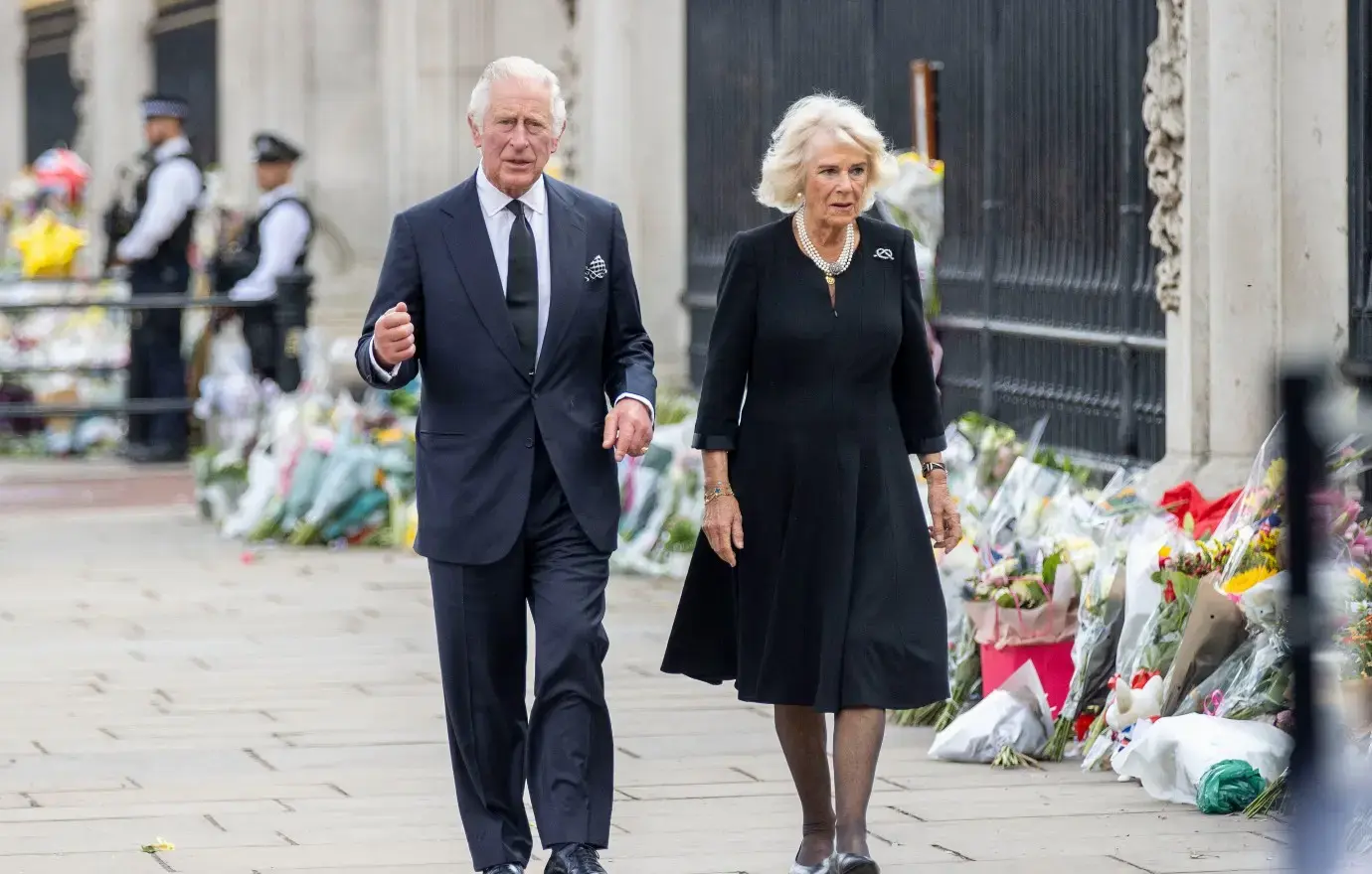 queen consort camilla crowned king charles coronation