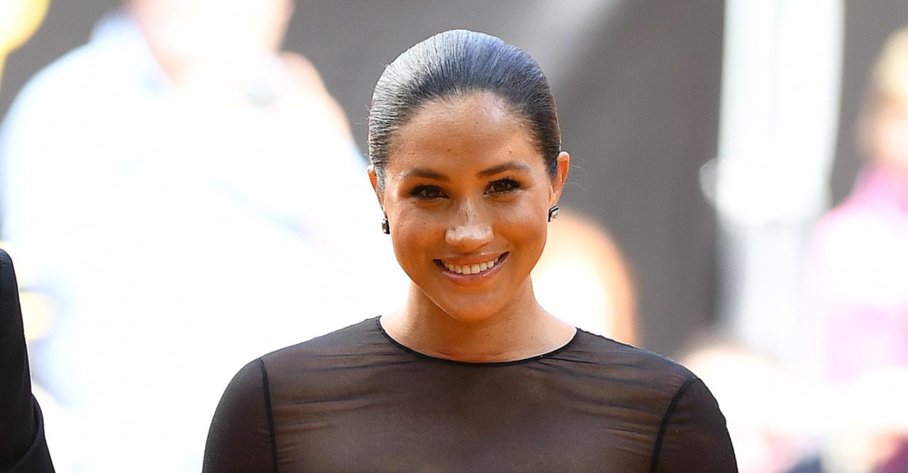 meghan markle college pal lindsay roth defense bullying