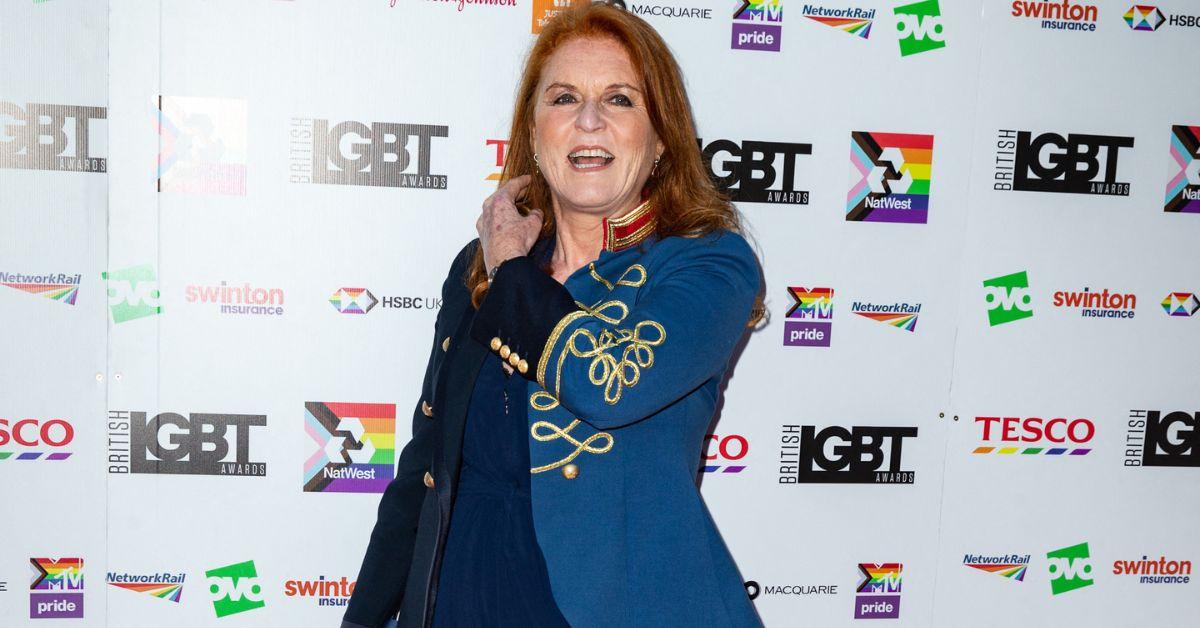 sarah ferguson on red carpet