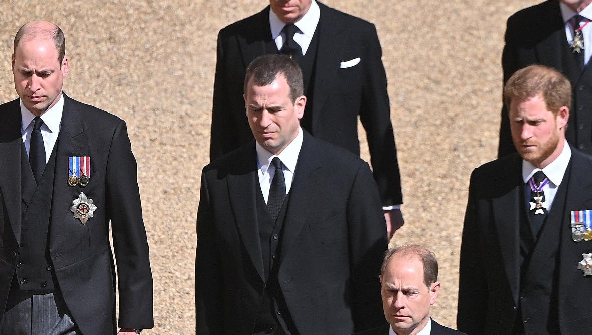 royal family mourning