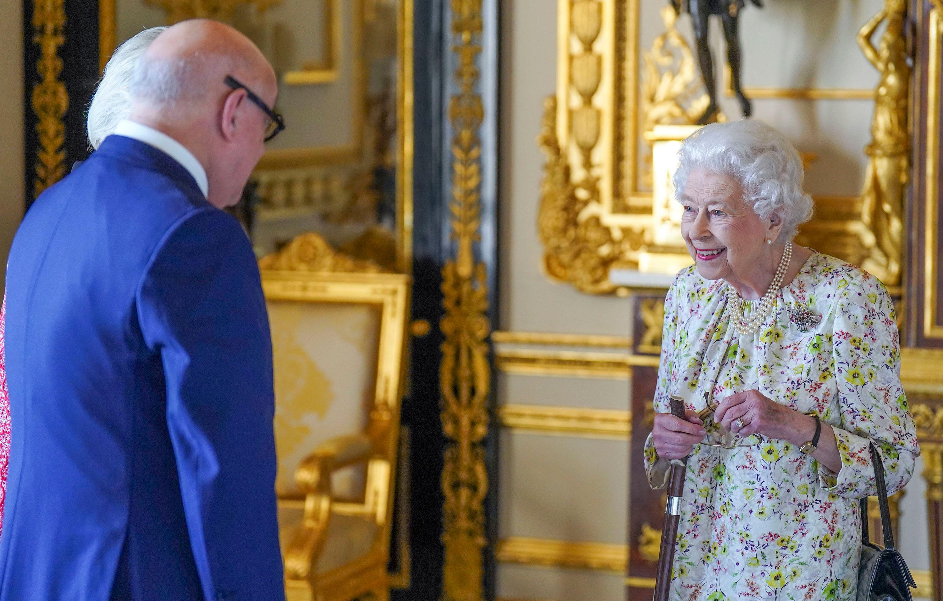 the queen views a display from halcyon days