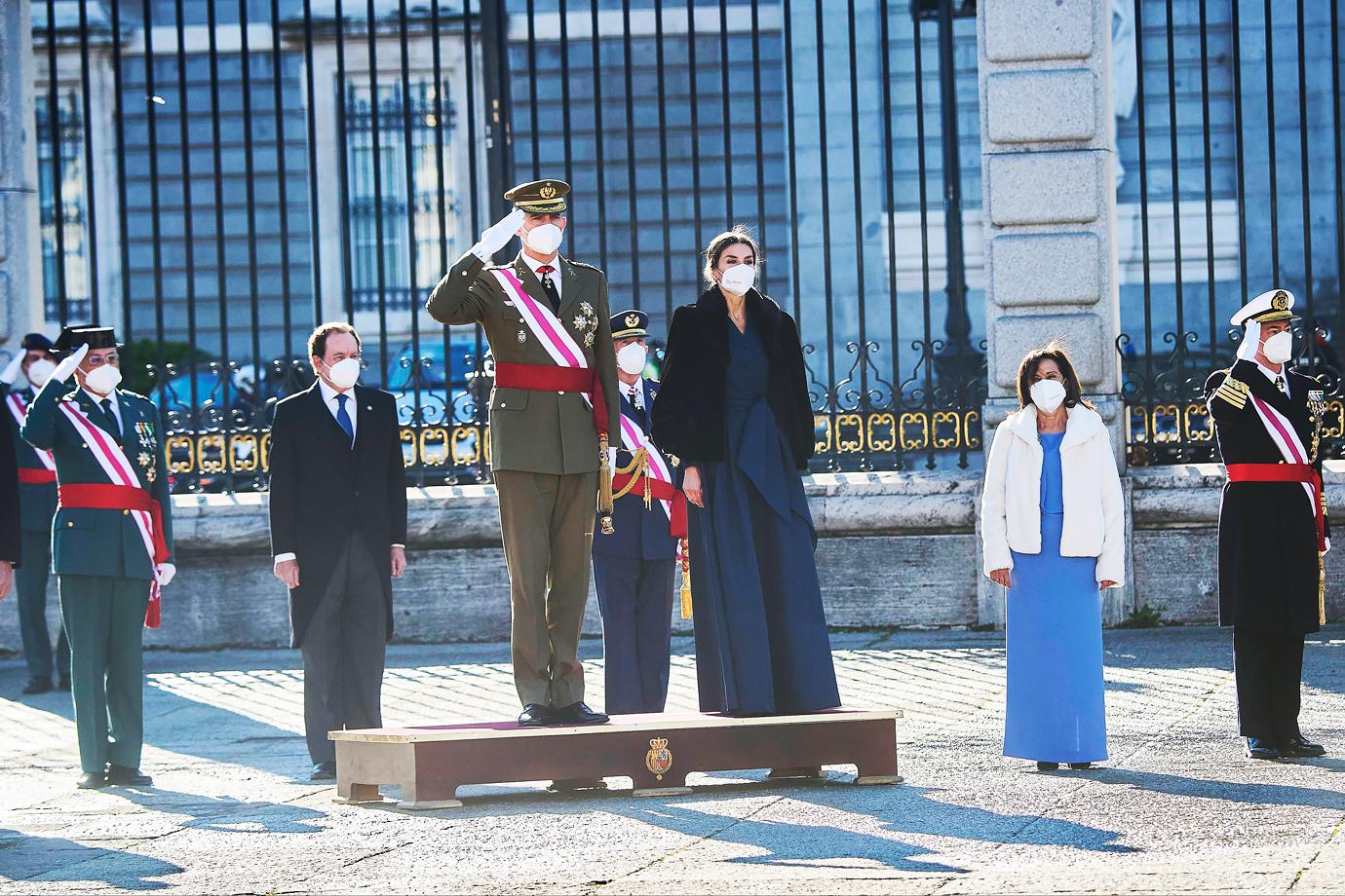 queen letizia king felipe spanish royals new years military parade