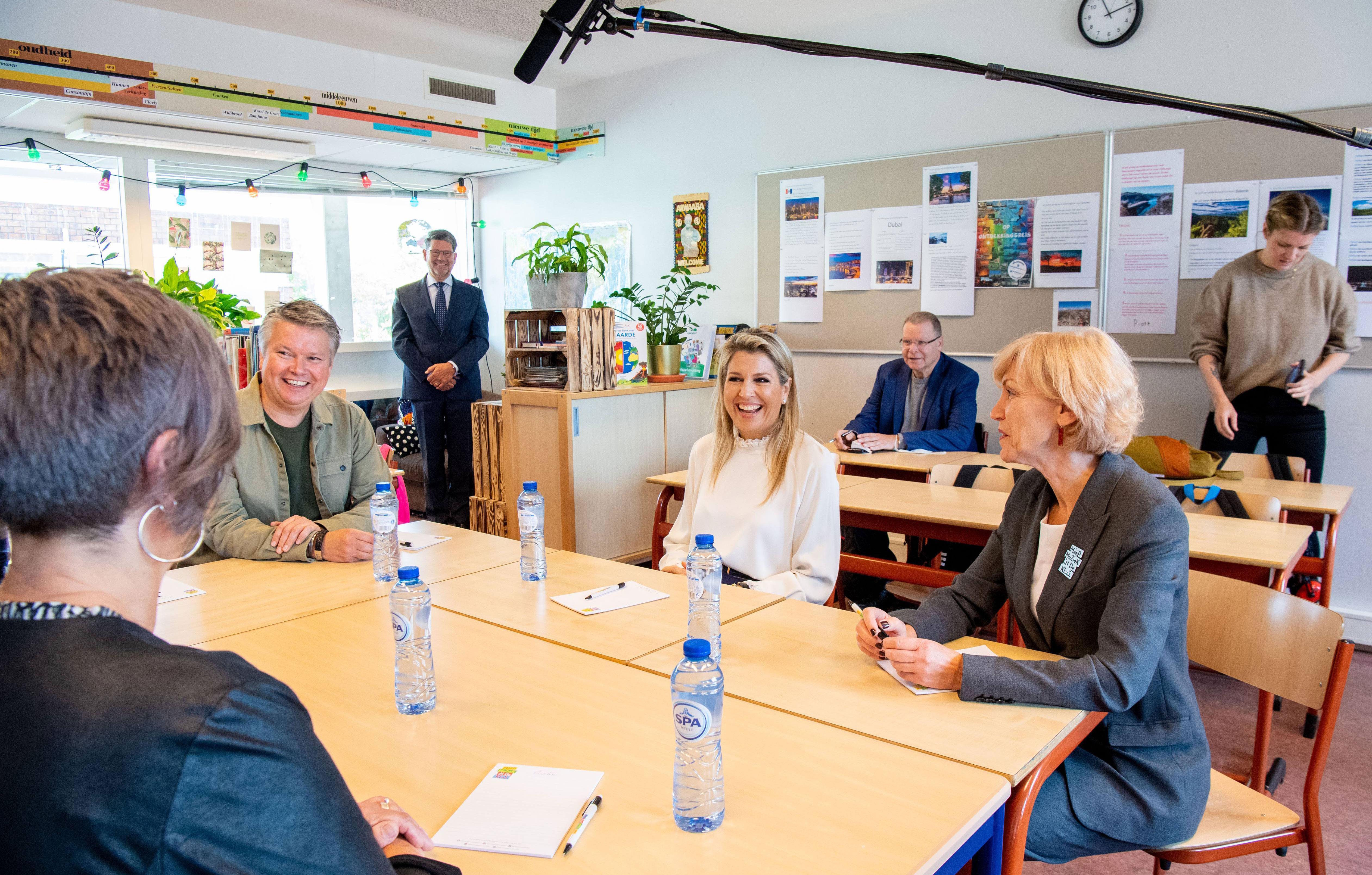 queen maxima visits queen beatrix school in netherlands