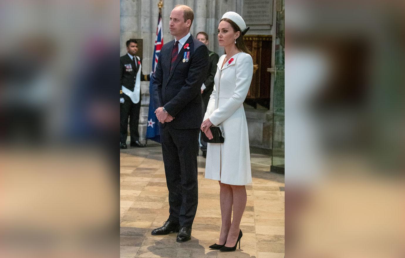 the duke and duchess of cambridge attend an anzac day commemoration