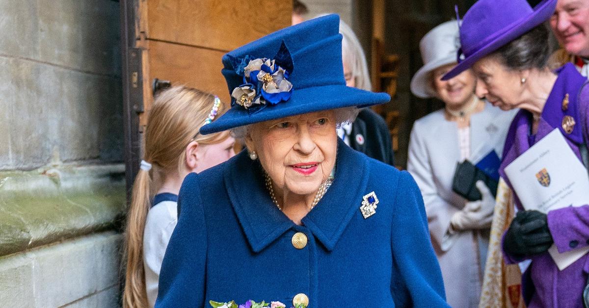 queen elizabeth drinking