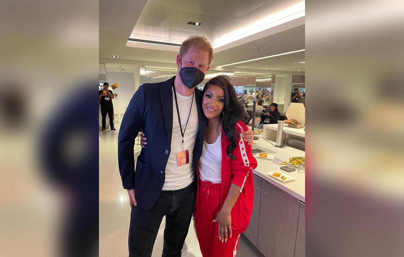 mickey guyton curtsied met prince harry super bowl