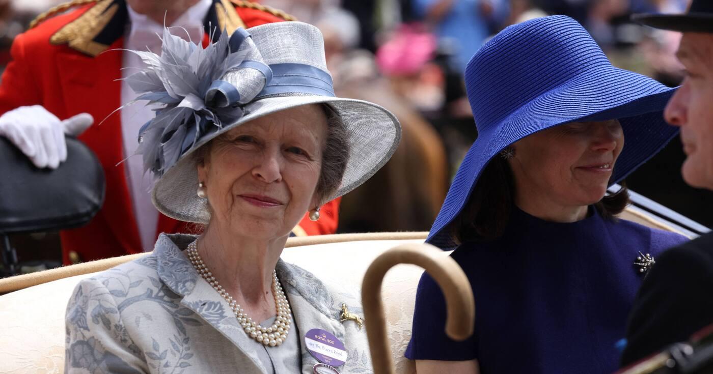 princess anne hospitalized