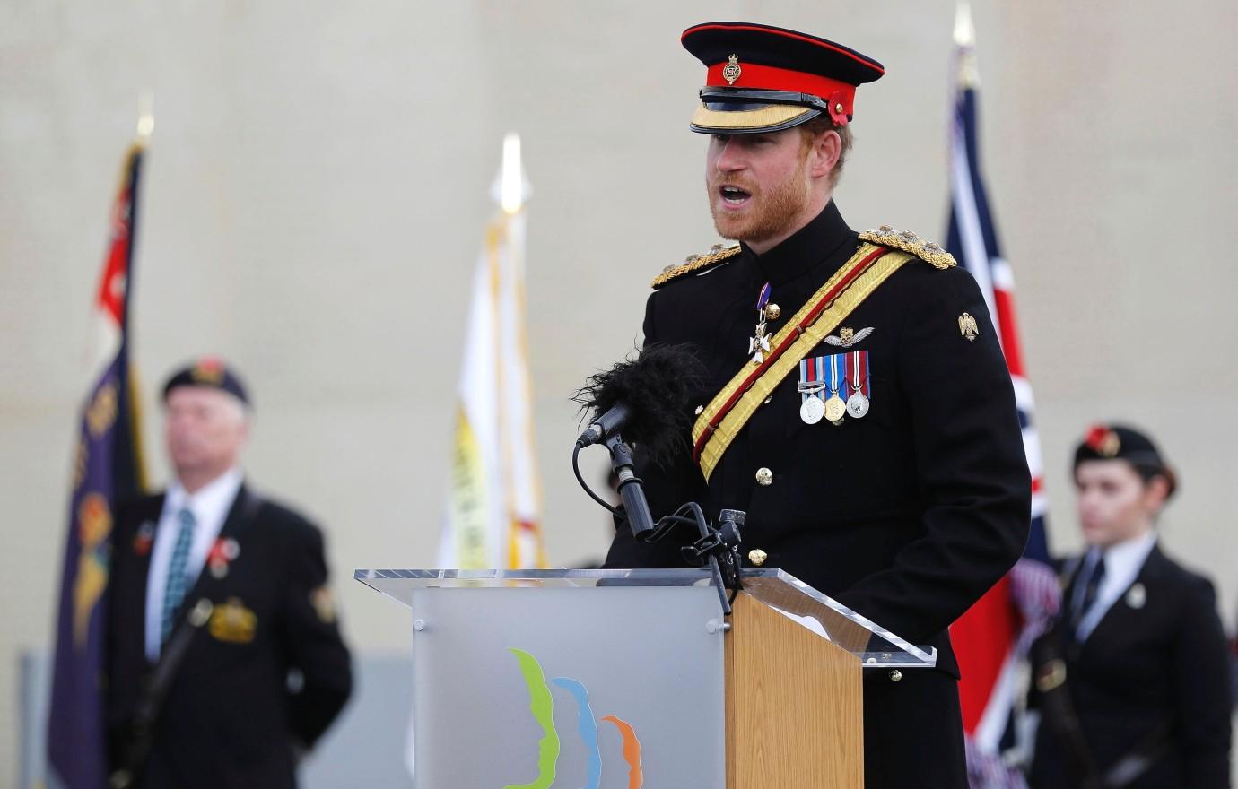 prince harry wants to keep military titles megxit review