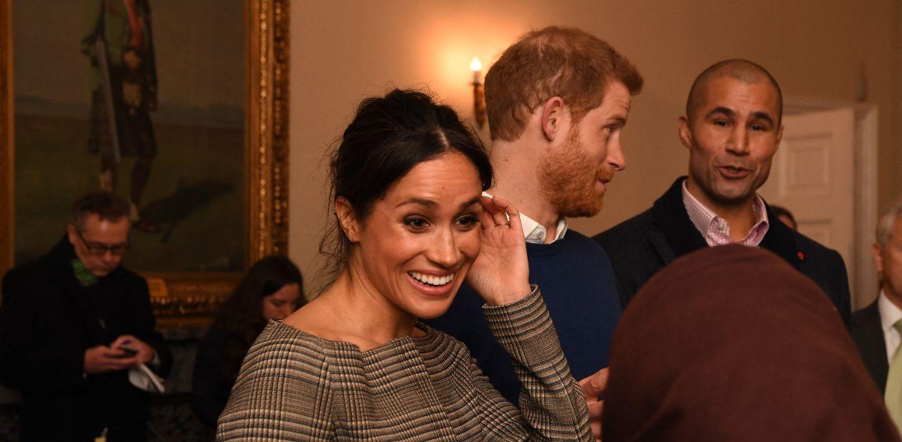 meghan markle begs prince harry mend rift king charles