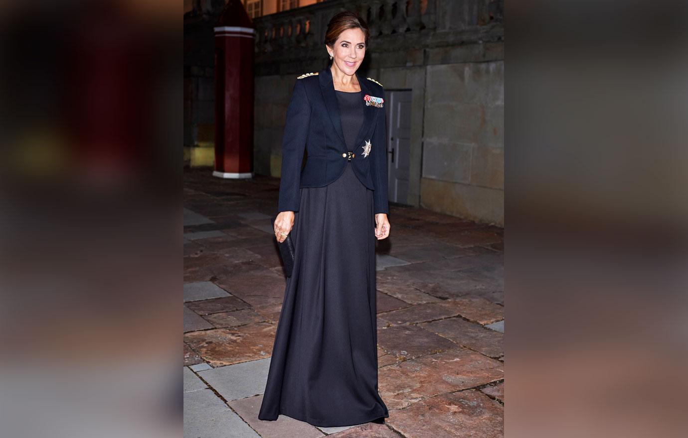 crown princess mary attends army medal of honour dinner at fredensborg palace