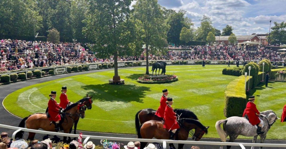 From Royal Palaces to the Racetrack: The Royal Family’s Long-Standing Relationship with Horse Racing