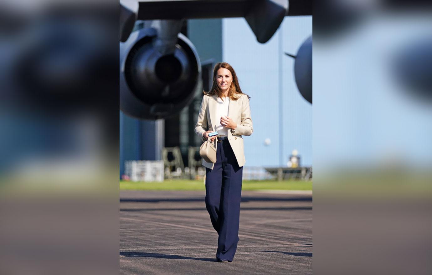 duchess kate raf brize norton