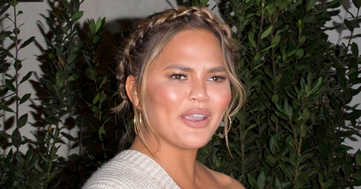 chrissy teigen meghan markle