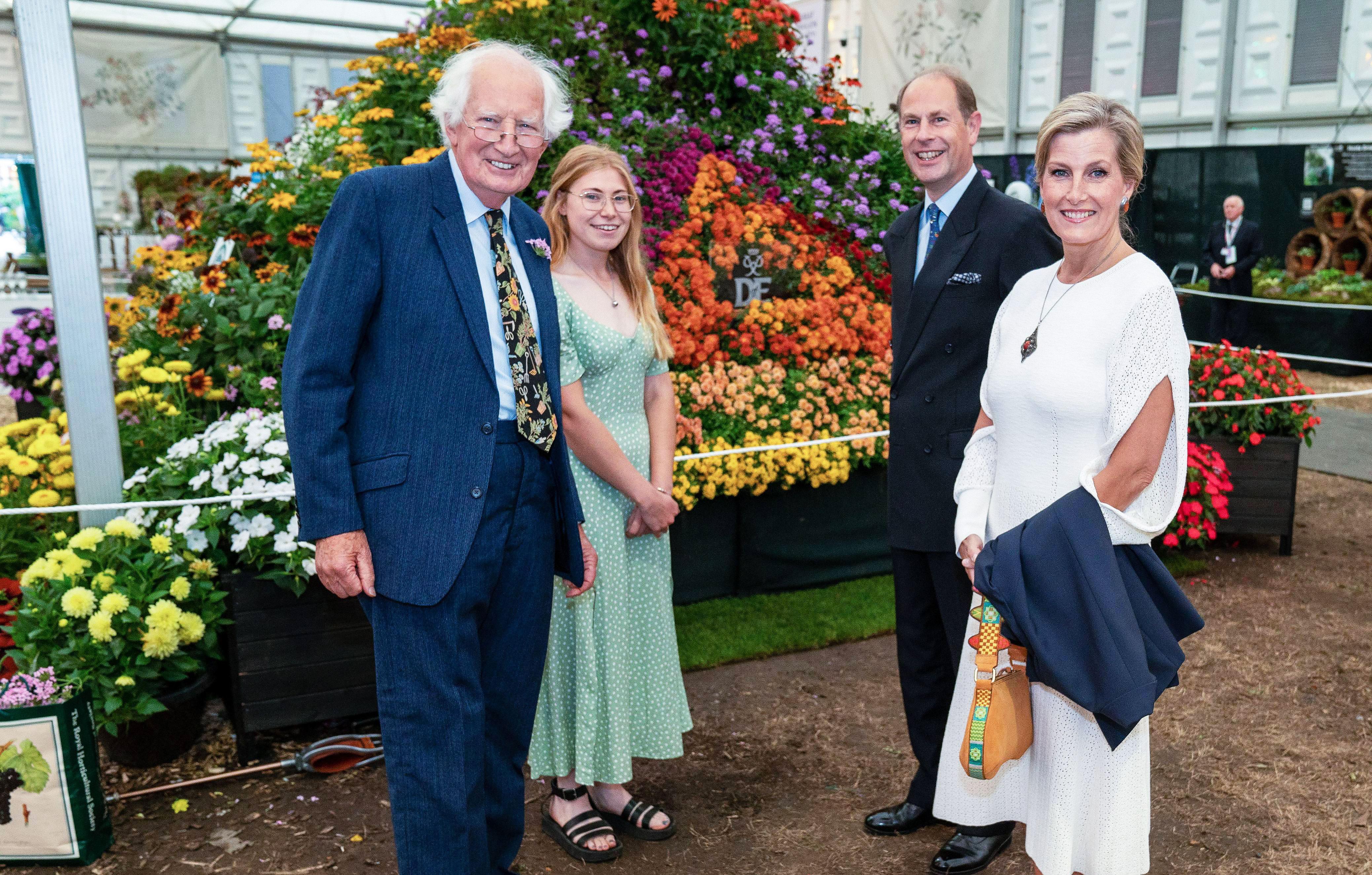 earl and countess of wessex visit the sun garden at chelsea flower show