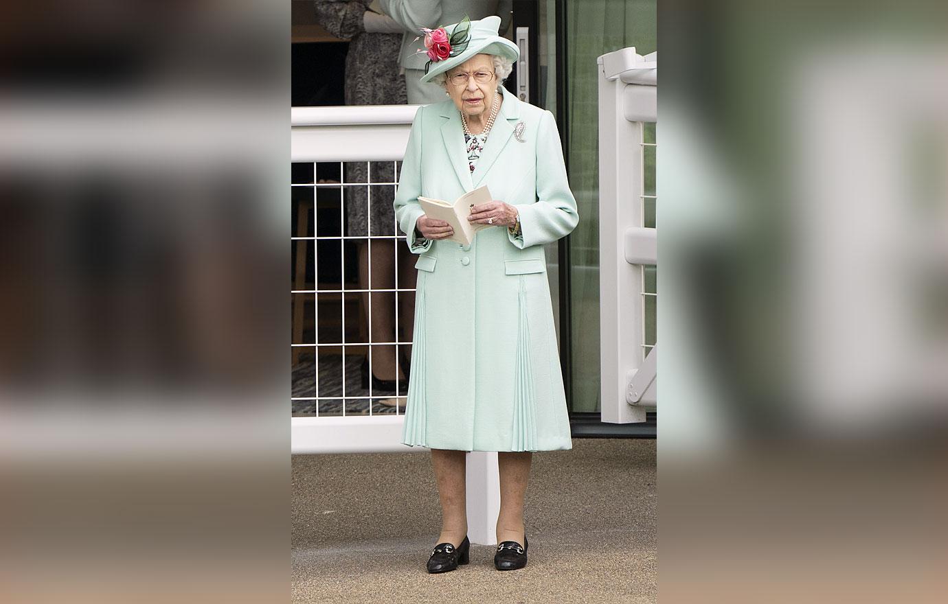 queen elizabeth royal ascot day