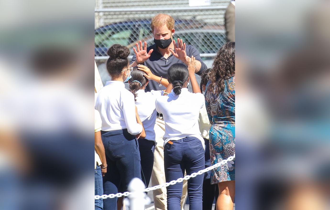 meghan markle reads her childrens book the bench to students ps  mahalia jackson school harlem