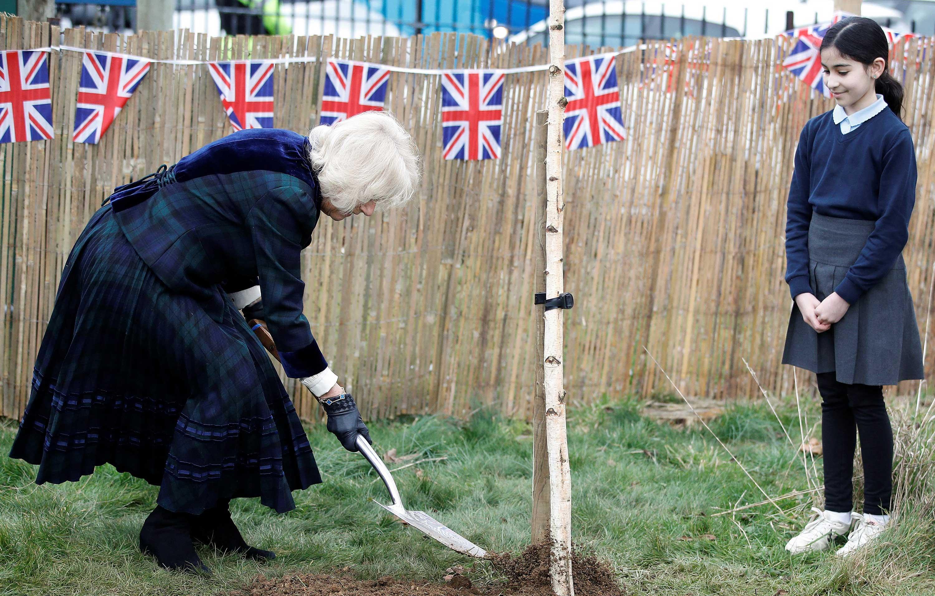 the duchess of cornwall visits roundhill primary school