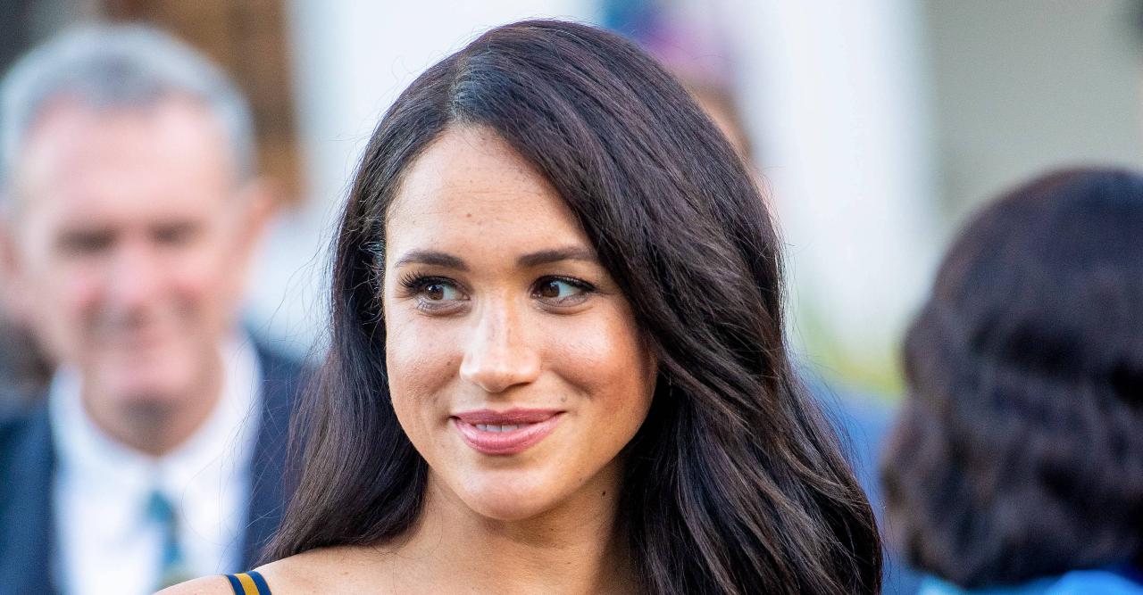 palace staff members rescinded bullying accusations against meghan markle royal authors report