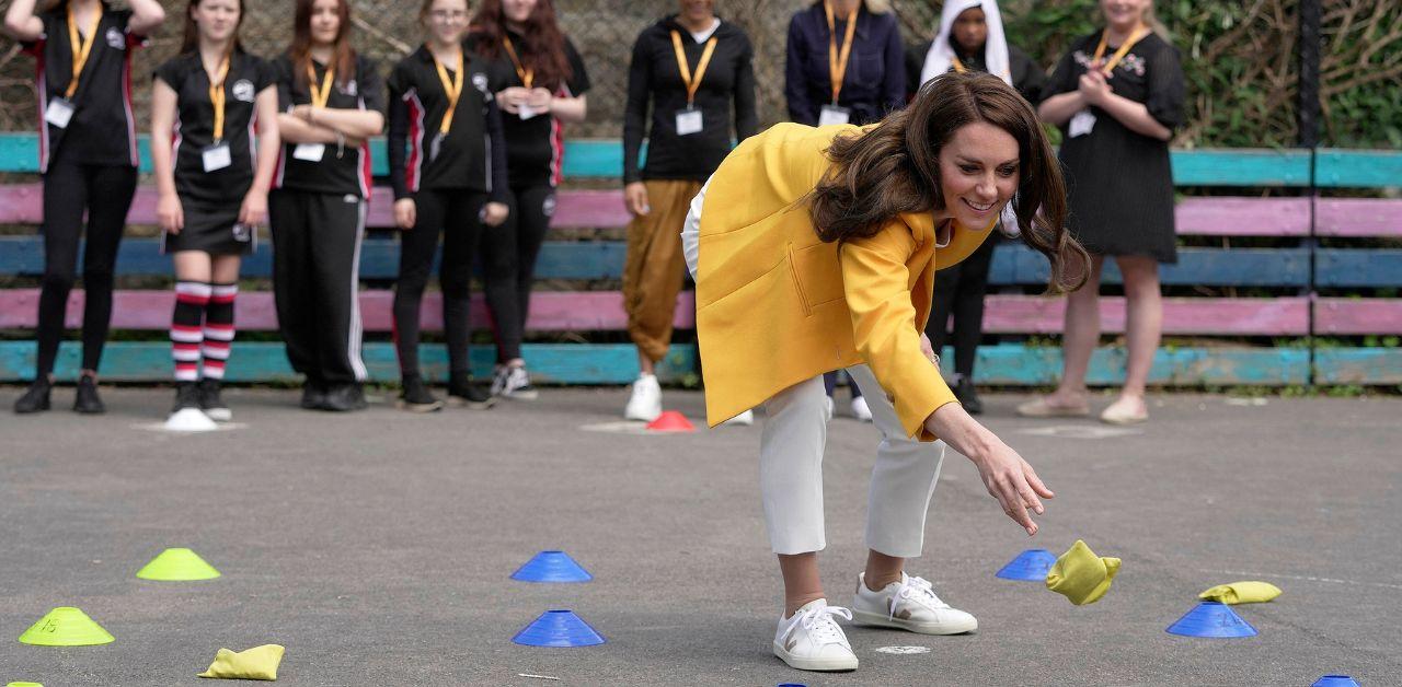 kate middleton plays tennis roger federer wimbledon