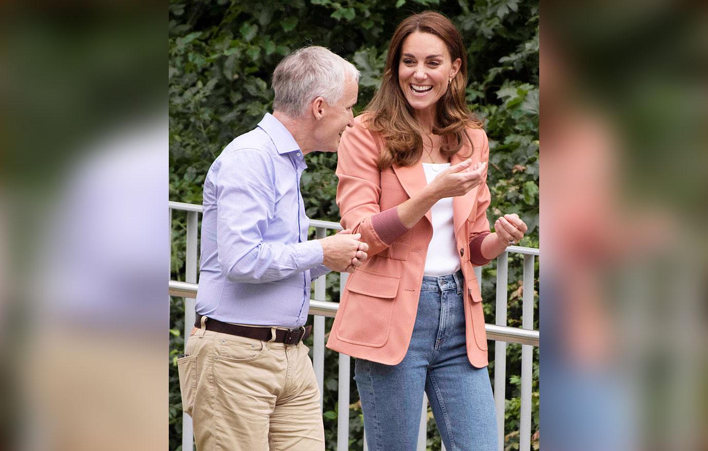 kate middleton visits natural history museum