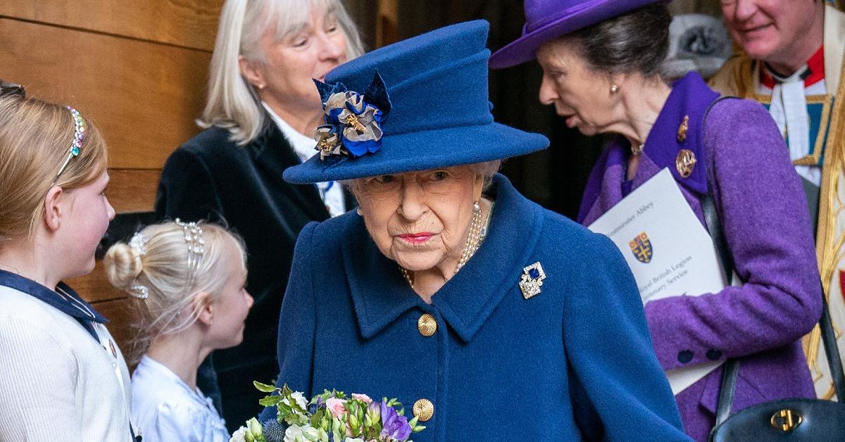 queen elizabeth mobility issues parliament