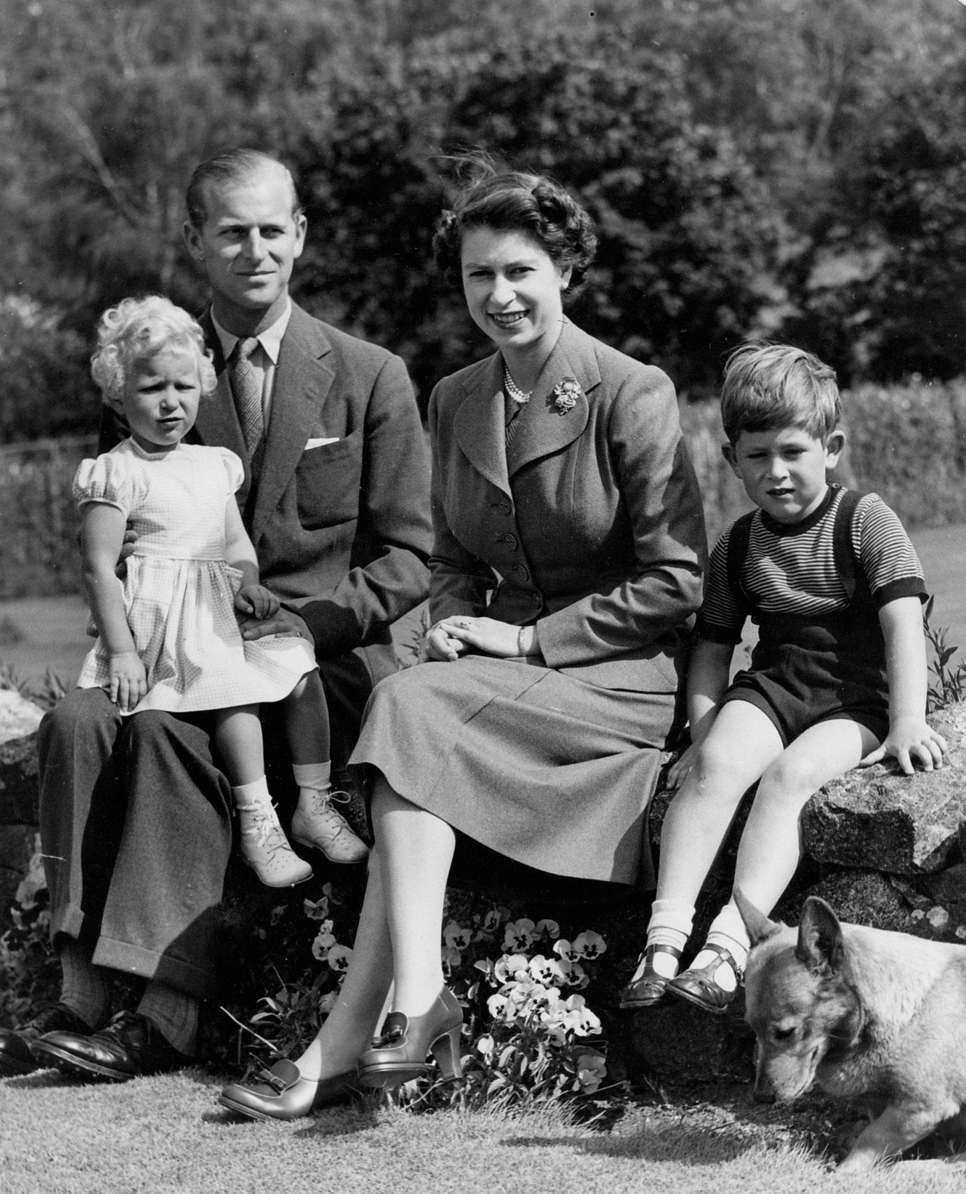 queen elizabeth through the years family