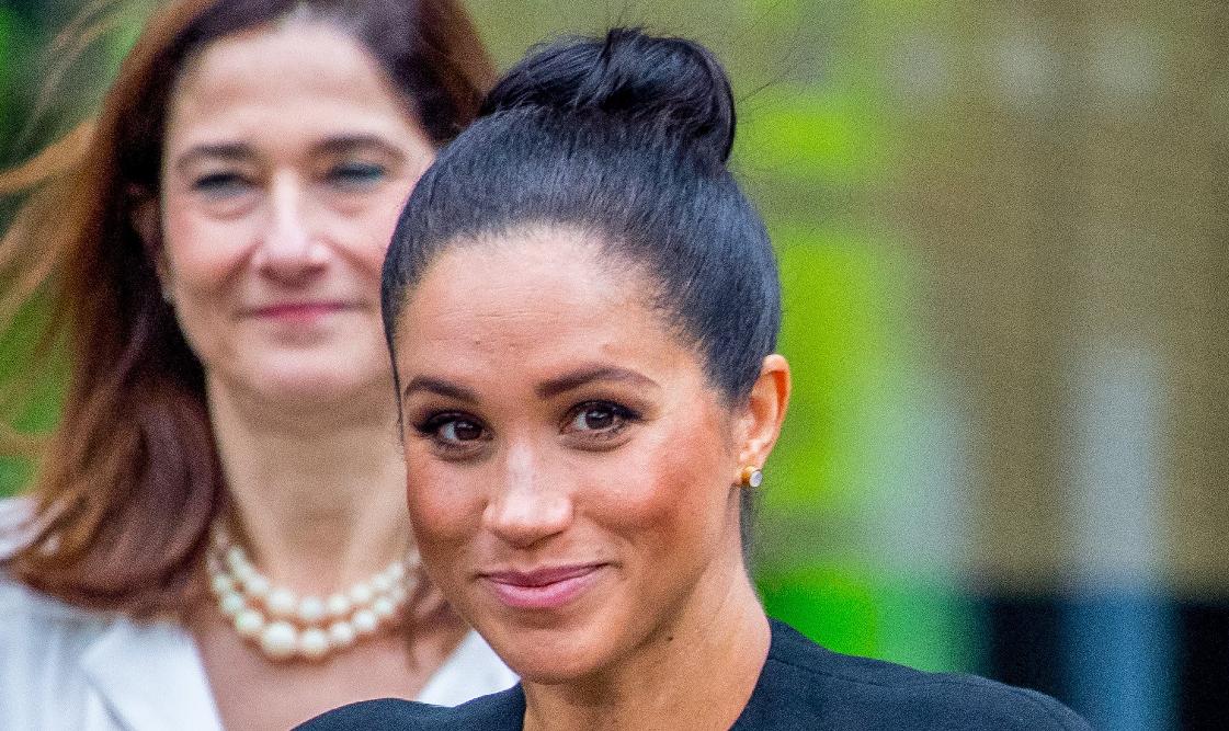 Meghan Markle Dreading Tom Bowers Book About Her Source Says