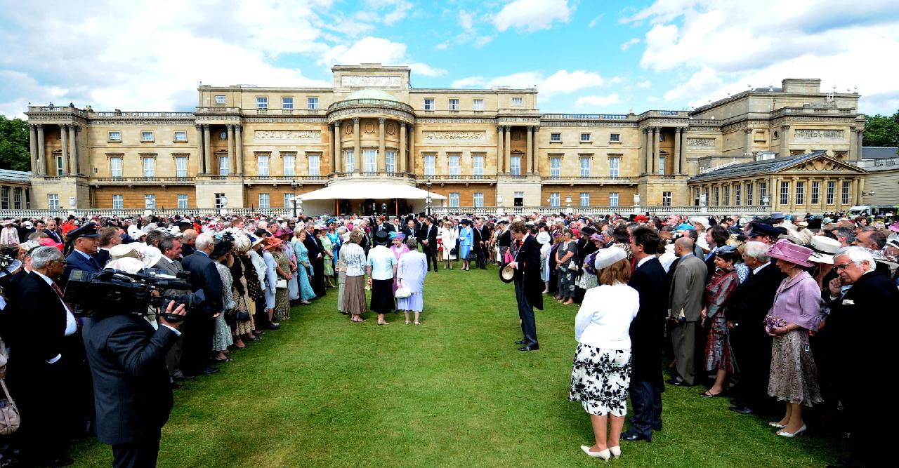 Buckingham Palace Gardens Are Opening Up For Tours And Picnics In July